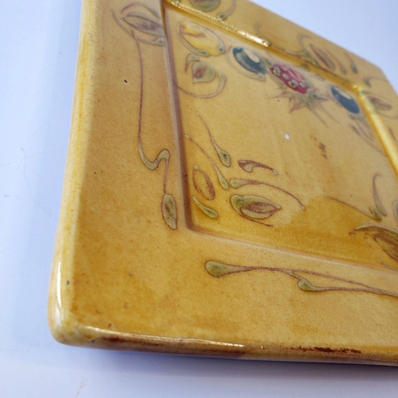 T Comme Terre de Provence Made in France hand painted & glazed terracotta plate - Picture 8 of 9